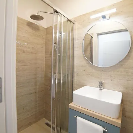 Simon's * Задар